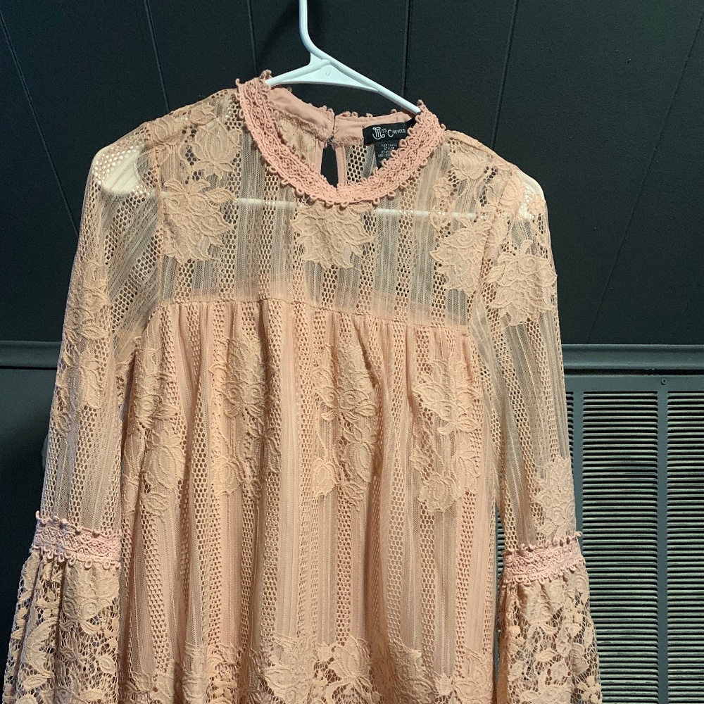 Misschievous pink top